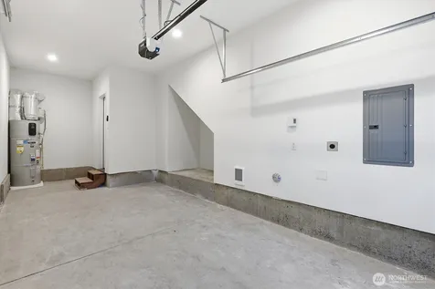 13353 25th Avenue NE Seattle WA 98125