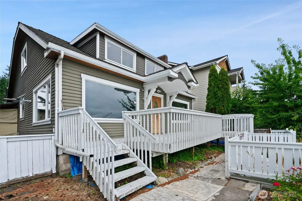 4012 Rucker Avenue Everett WA 98201