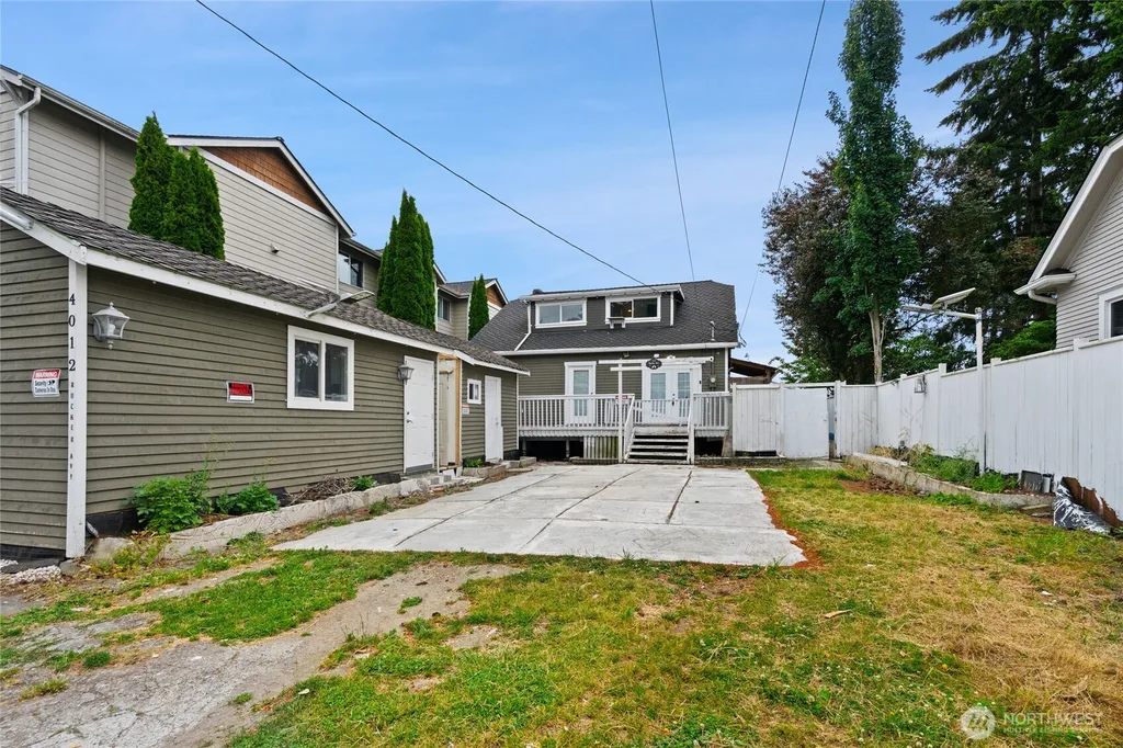 4012 Rucker Avenue Everett WA 98201