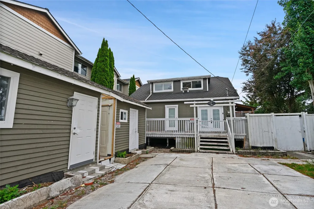 4012 Rucker Avenue Everett WA 98201