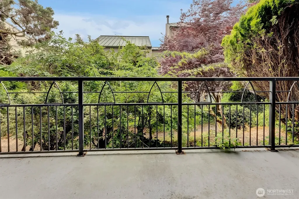 507 W Mercer Street Seattle WA 98119