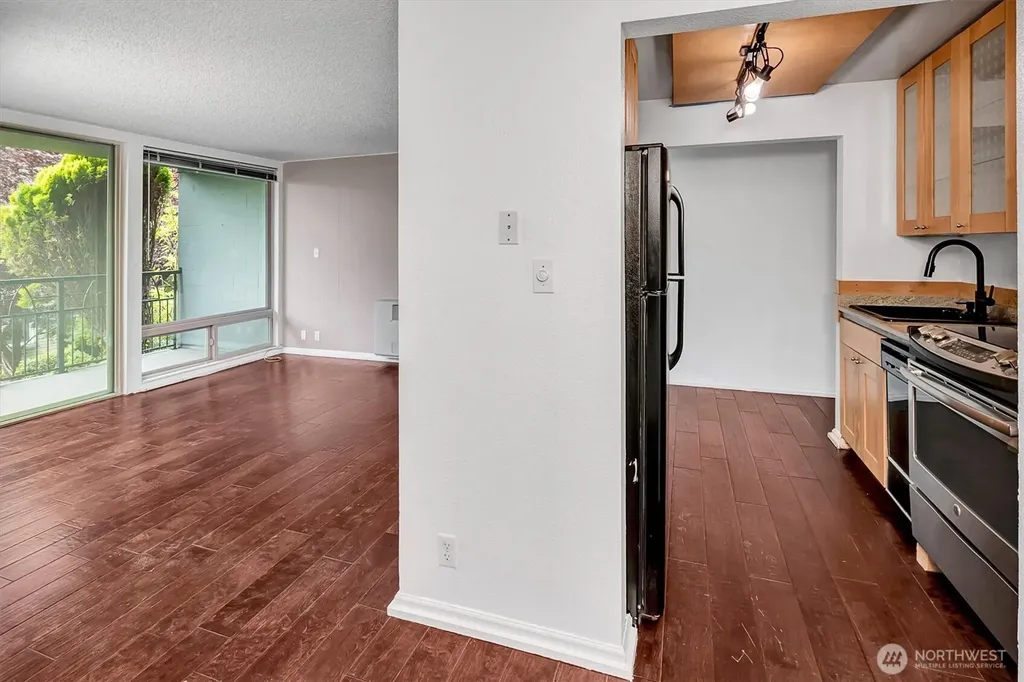 507 W Mercer Street Seattle WA 98119