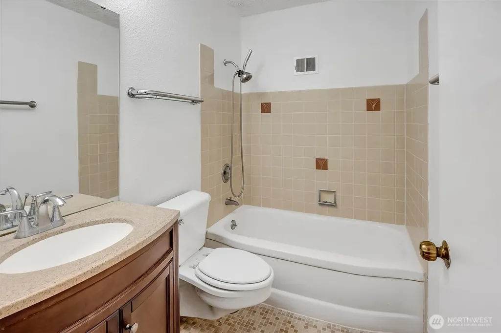 507 W Mercer Street Seattle WA 98119