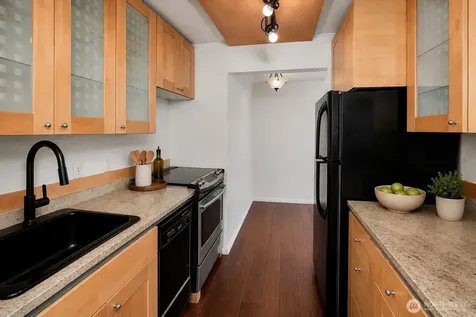 507 W Mercer Street Seattle WA 98119