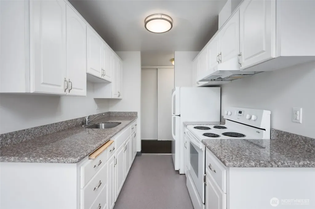 600 W Emerson Street Seattle WA 98119