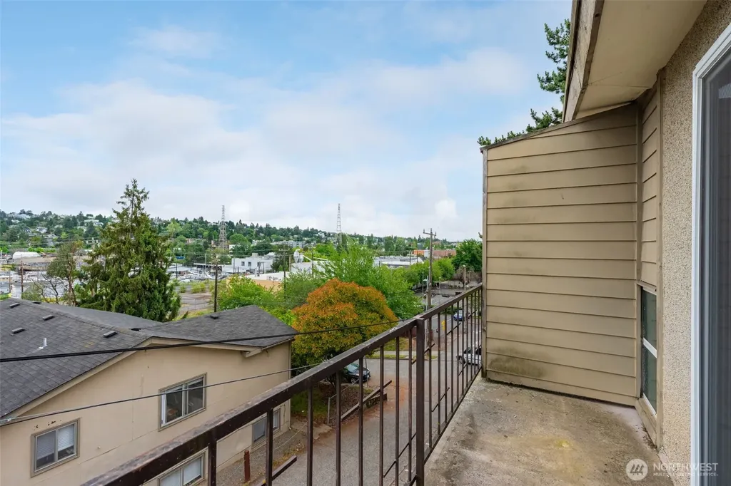 600 W Emerson Street Seattle WA 98119