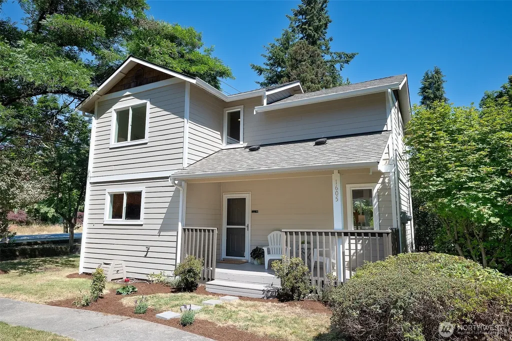 1605 N 183rd Street Shoreline WA 98133