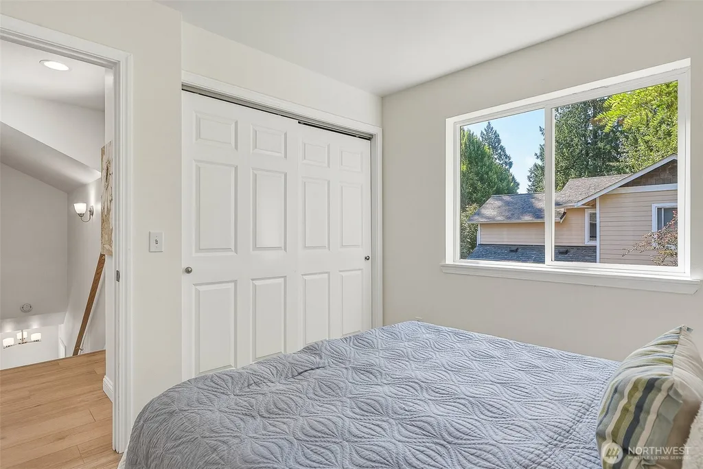 1605 N 183rd Street Shoreline WA 98133