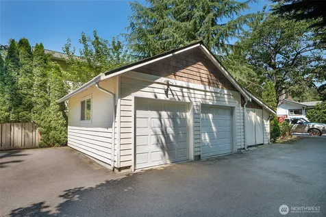 1605 N 183rd Street Shoreline WA 98133