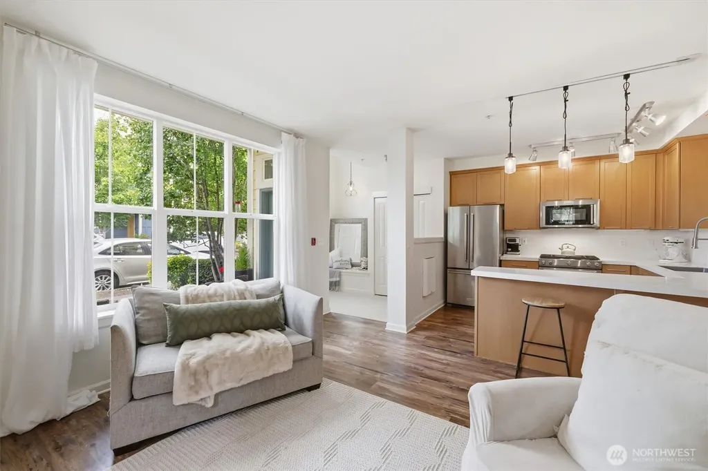 1950 18th Avenue NE Issaquah WA 98029