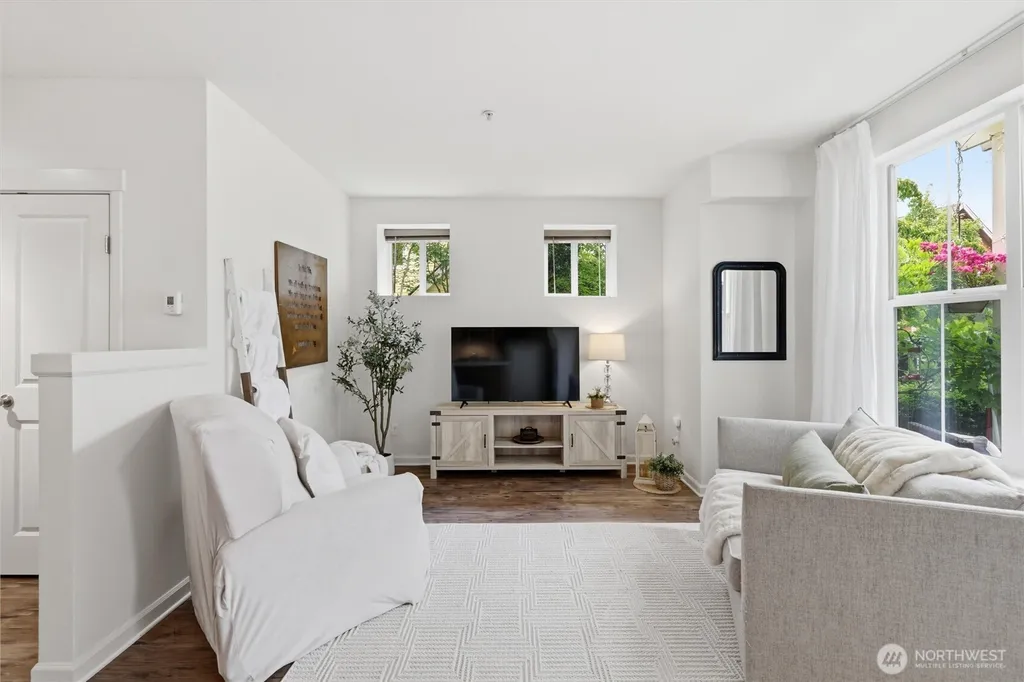 1950 18th Avenue NE Issaquah WA 98029