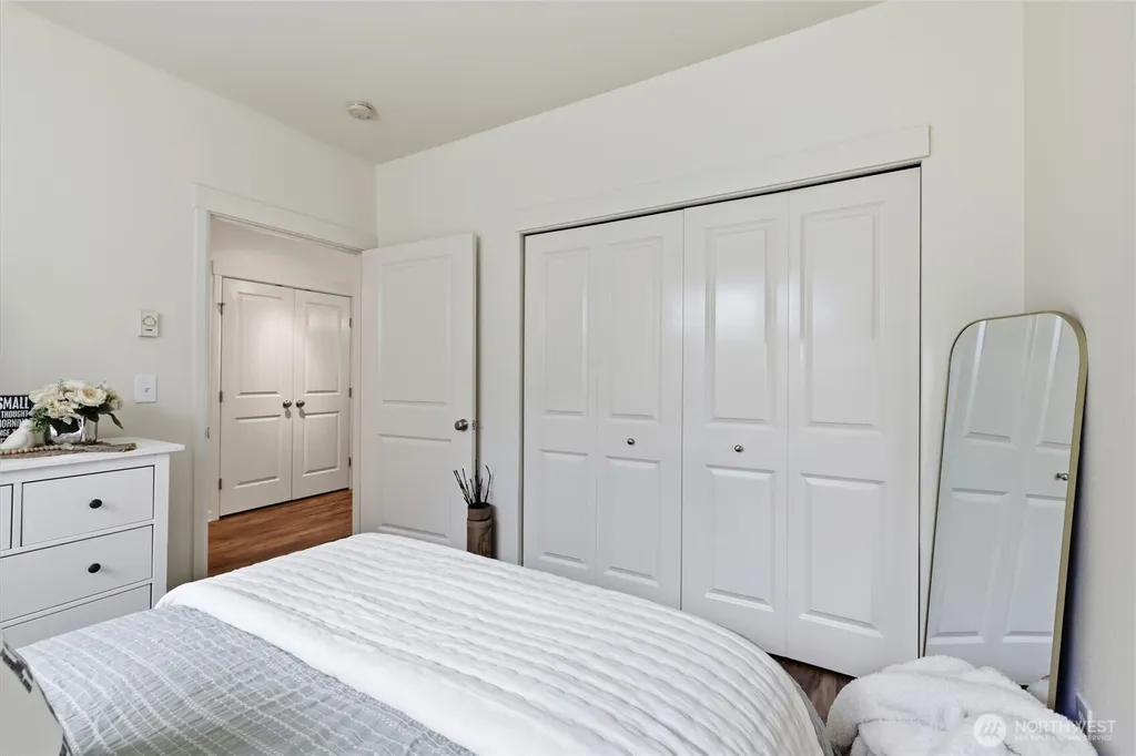 1950 18th Avenue NE Issaquah WA 98029