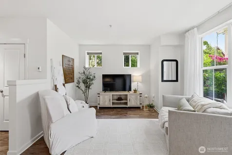 1950 18th Avenue NE Issaquah WA 98029