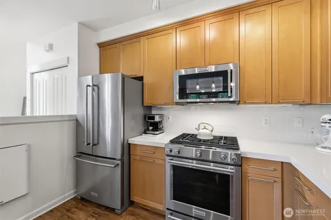 1950 18th Avenue NE Issaquah WA 98029