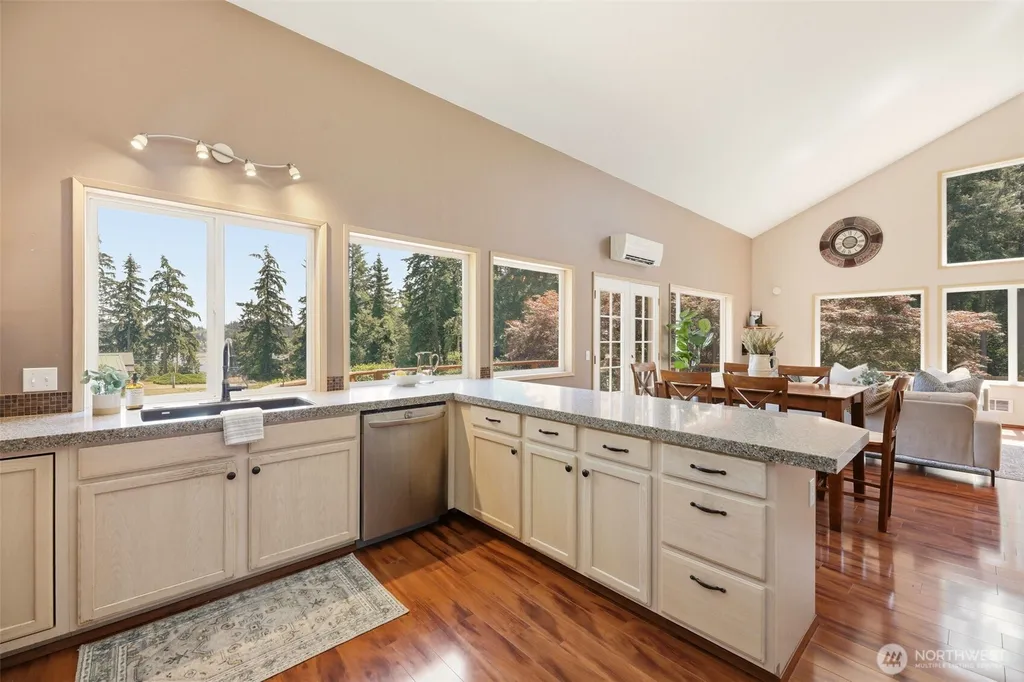 5296 Slocum Way Freeland WA 98249