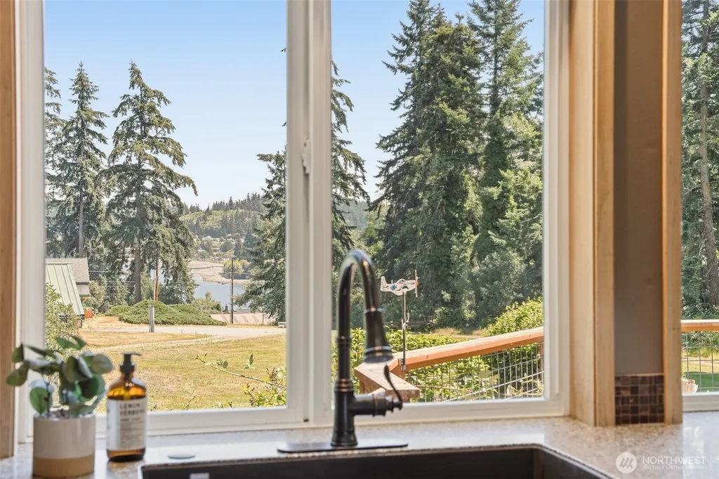 5296 Slocum Way Freeland WA 98249