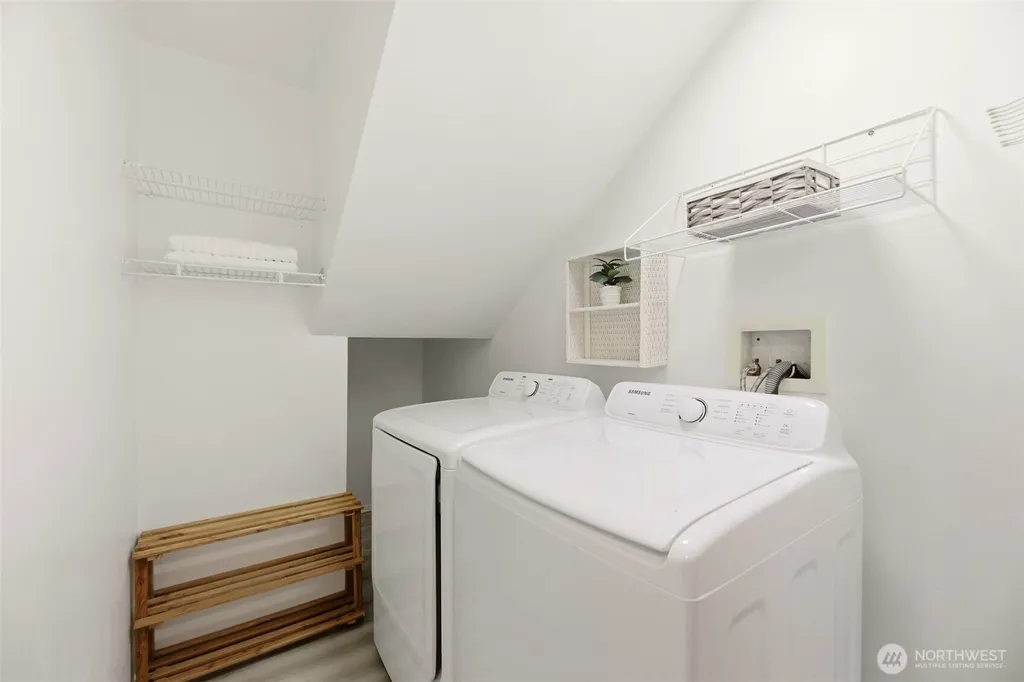 5296 Slocum Way Freeland WA 98249