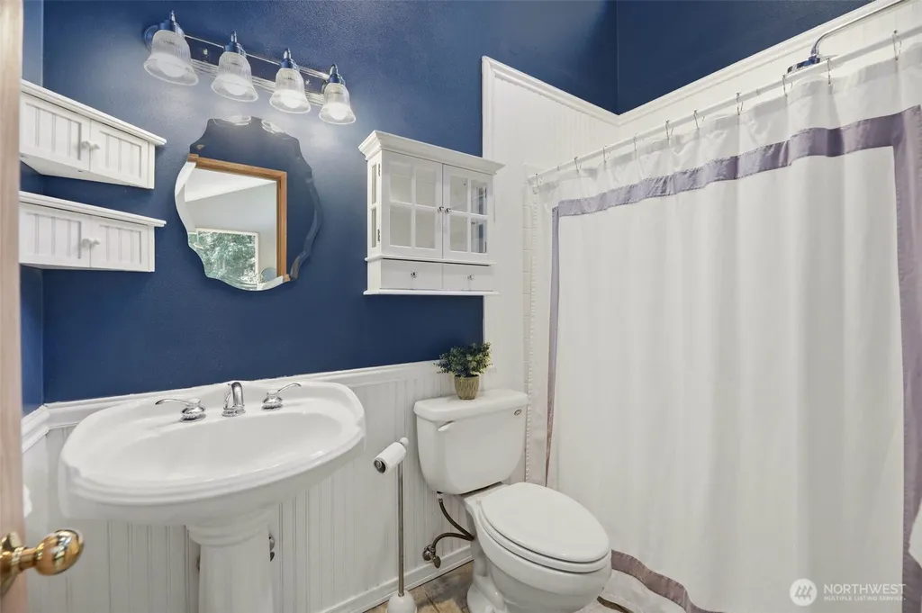 5296 Slocum Way Freeland WA 98249
