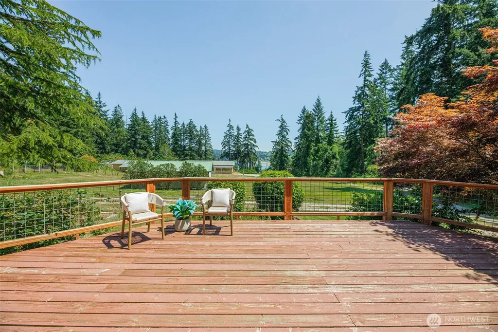 5296 Slocum Way Freeland WA 98249