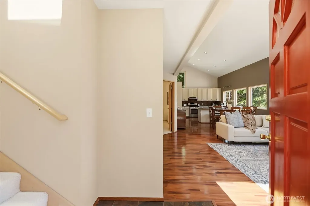 5296 Slocum Way Freeland WA 98249