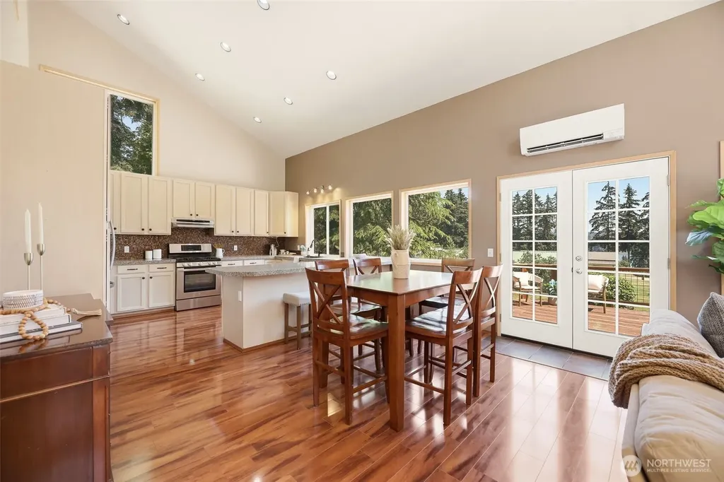 5296 Slocum Way Freeland WA 98249