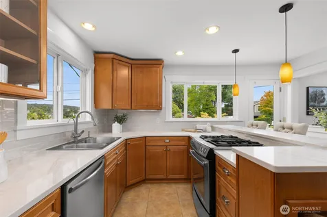 234 6th Avenue Kirkland WA 98033