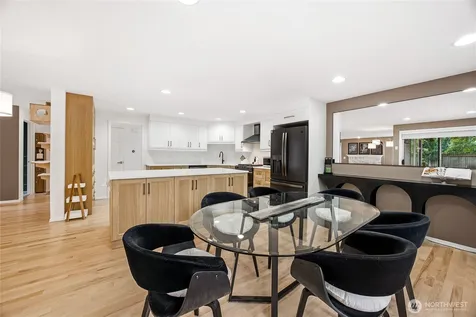 18719 136th Place SE Renton WA 98058