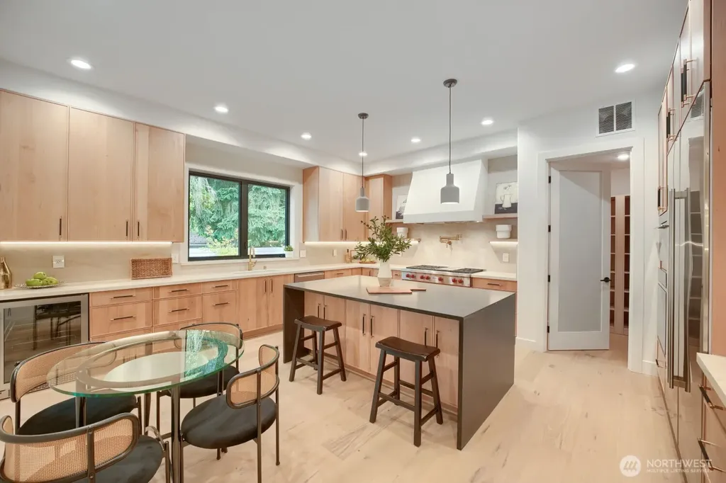 1265 165th Avenue SE Bellevue WA 98008