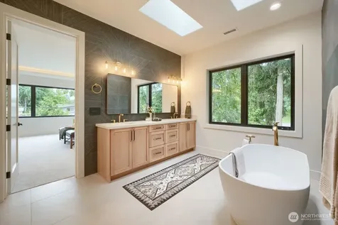 1265 165th Avenue SE Bellevue WA 98008
