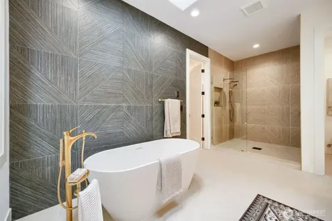 1265 165th Avenue SE Bellevue WA 98008