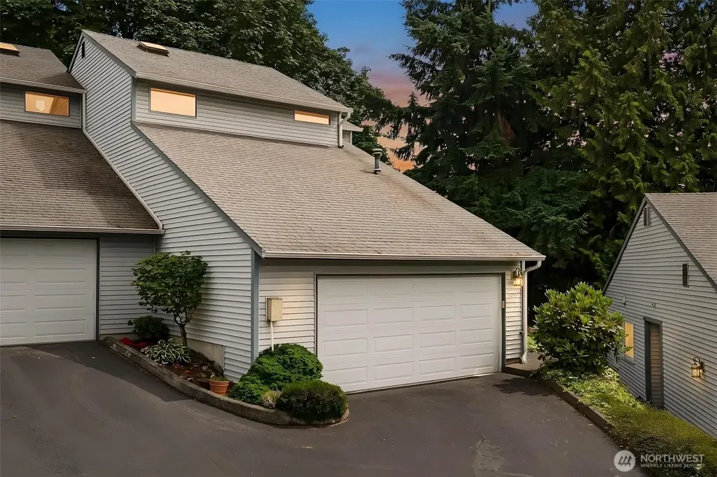 11306 101st Place NE Kirkland WA 98033