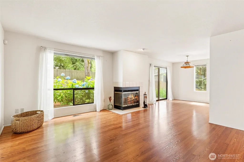 11306 101st Place NE Kirkland WA 98033