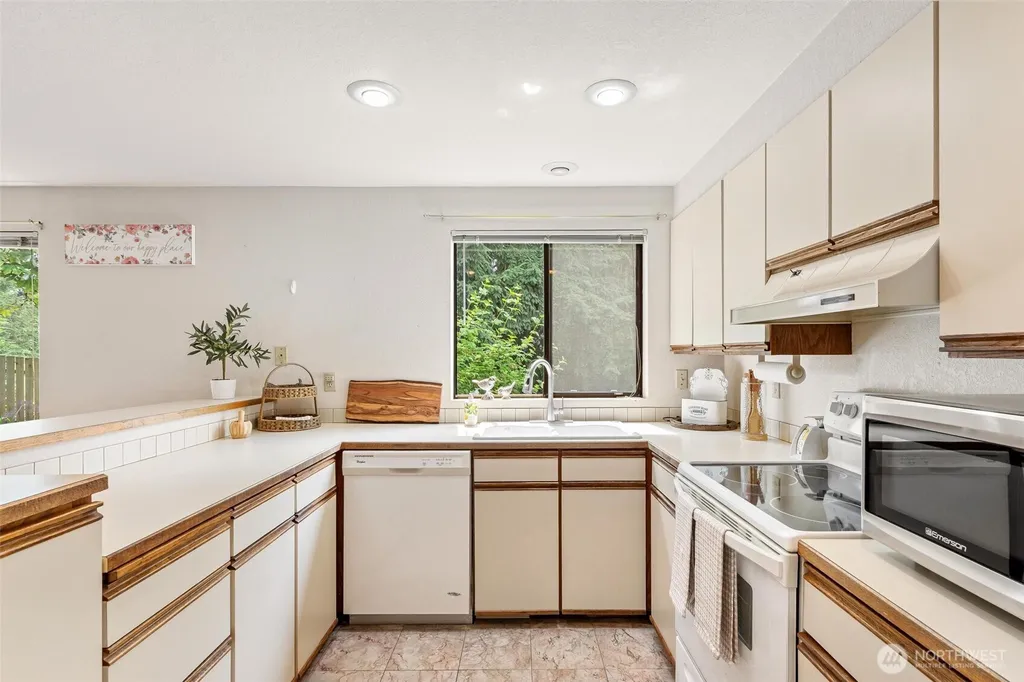 11306 101st Place NE Kirkland WA 98033