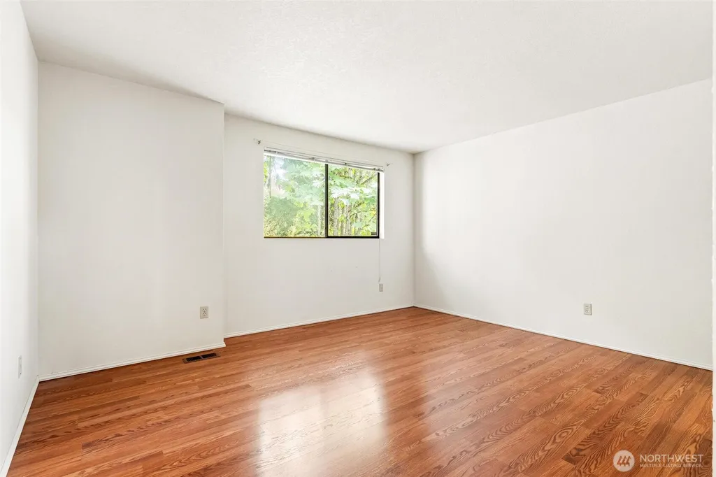 11306 101st Place NE Kirkland WA 98033