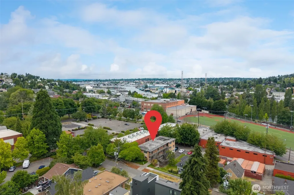 34 W Cremona Street Seattle WA 98119