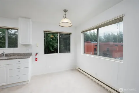 34 W Cremona Street Seattle WA 98119