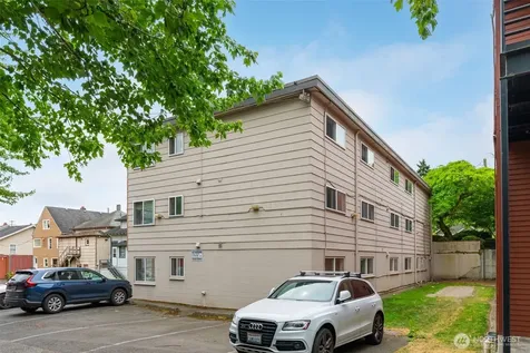 34 W Cremona Street Seattle WA 98119