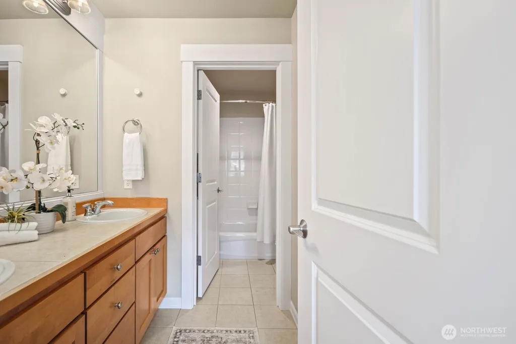 533 3rd Avenue S Kirkland WA 98033