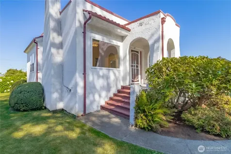 617 Burnett Avenue S Renton WA 98057