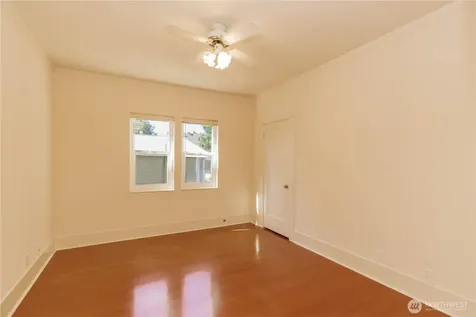 617 Burnett Avenue S Renton WA 98057