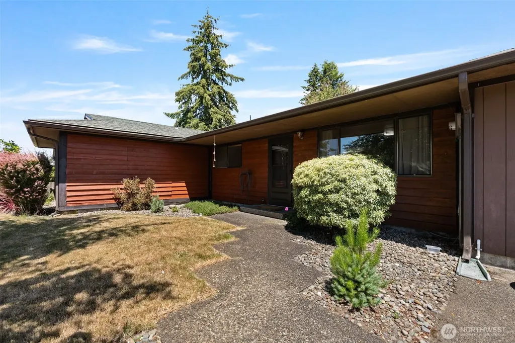1306 Greenwood Lane Centralia WA 98531