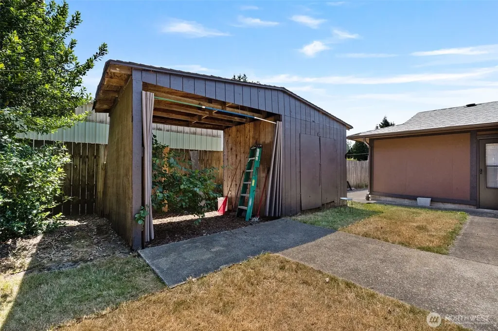 1306 Greenwood Lane Centralia WA 98531