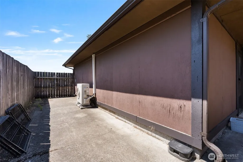1306 Greenwood Lane Centralia WA 98531