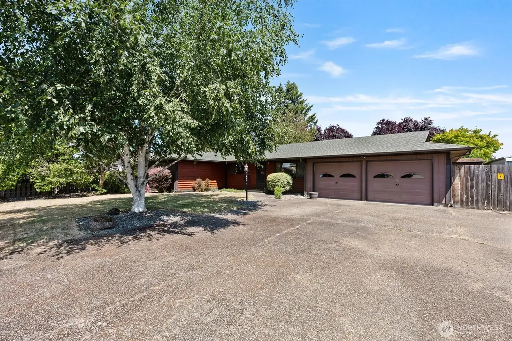 1306 Greenwood Lane Centralia WA 98531