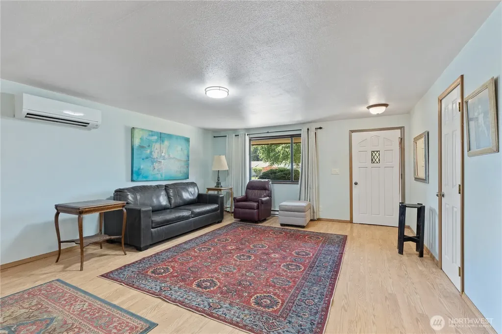 1306 Greenwood Lane Centralia WA 98531