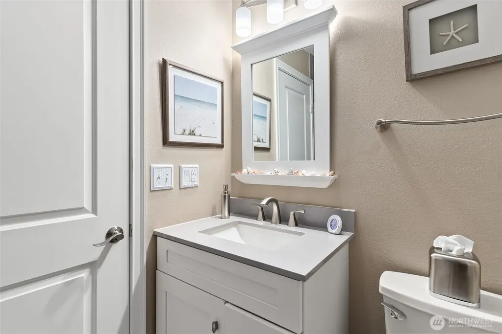 2826 Garden Court Steilacoom WA 98388