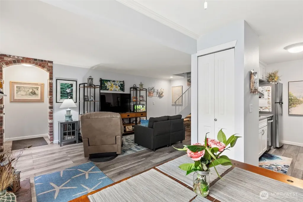 2826 Garden Court Steilacoom WA 98388
