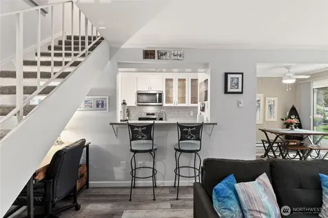 2826 Garden Court Steilacoom WA 98388