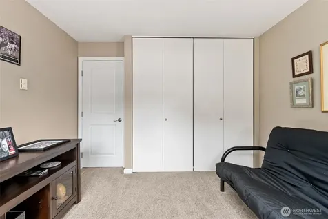 2826 Garden Court Steilacoom WA 98388