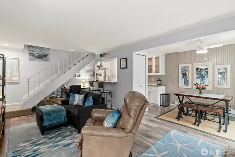 2826 Garden Court Steilacoom WA 98388
